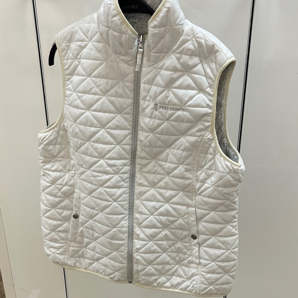 Free Country Jackets & Blazers - Free Country Quilted Ivory Vest